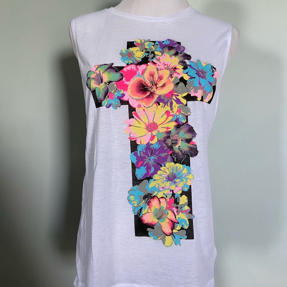Wet seal Flower Cross Sleeveless Open Back Shirt